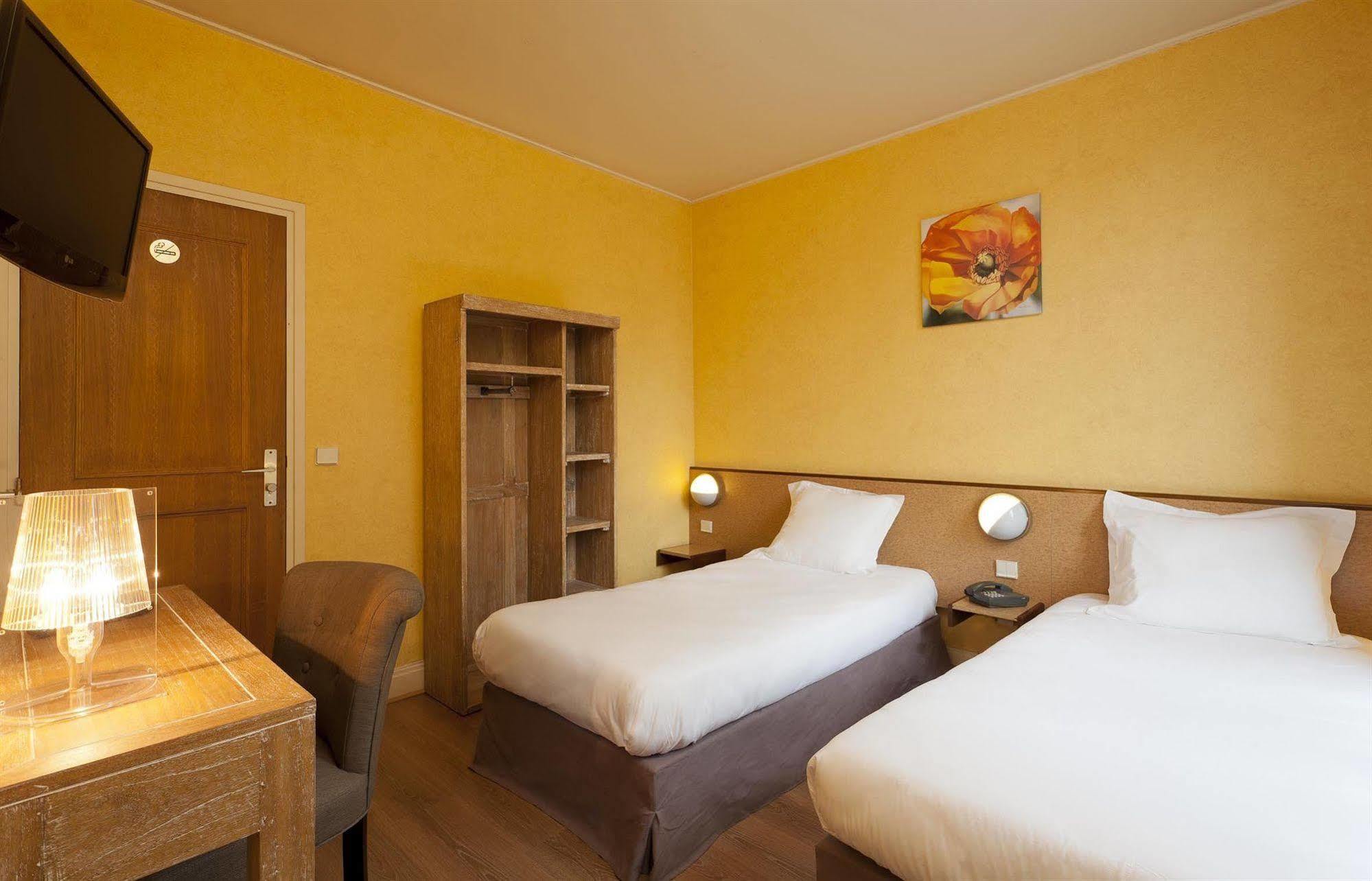 Hotel Douglas Puteaux Dış mekan fotoğraf